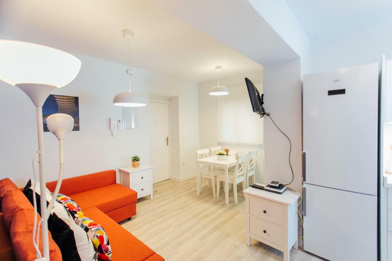 Colorful And Diaphanous- 3Bd 1Bth - Peral Sevilla Exteriér fotografie